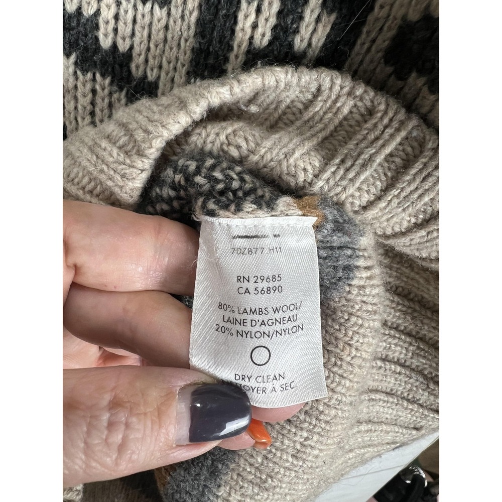 Pendleton Beige and Black Patterned Cardigan - image 9